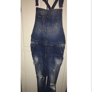 Zara "boyfriend" destroyed overalls